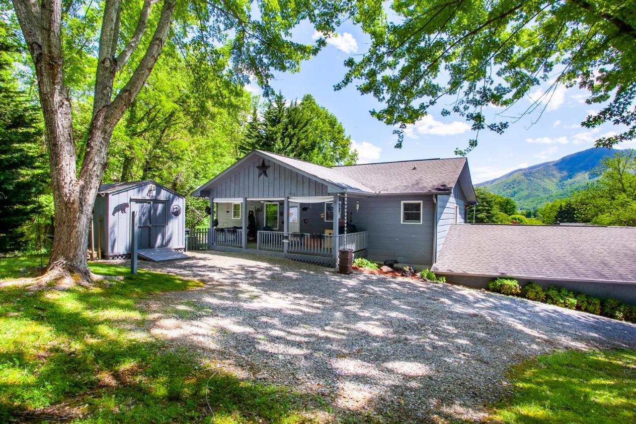 Ole Smoky Bnb - Game Room, Hot Tub, Mtn Views! Pigeon Forge Exterior photo