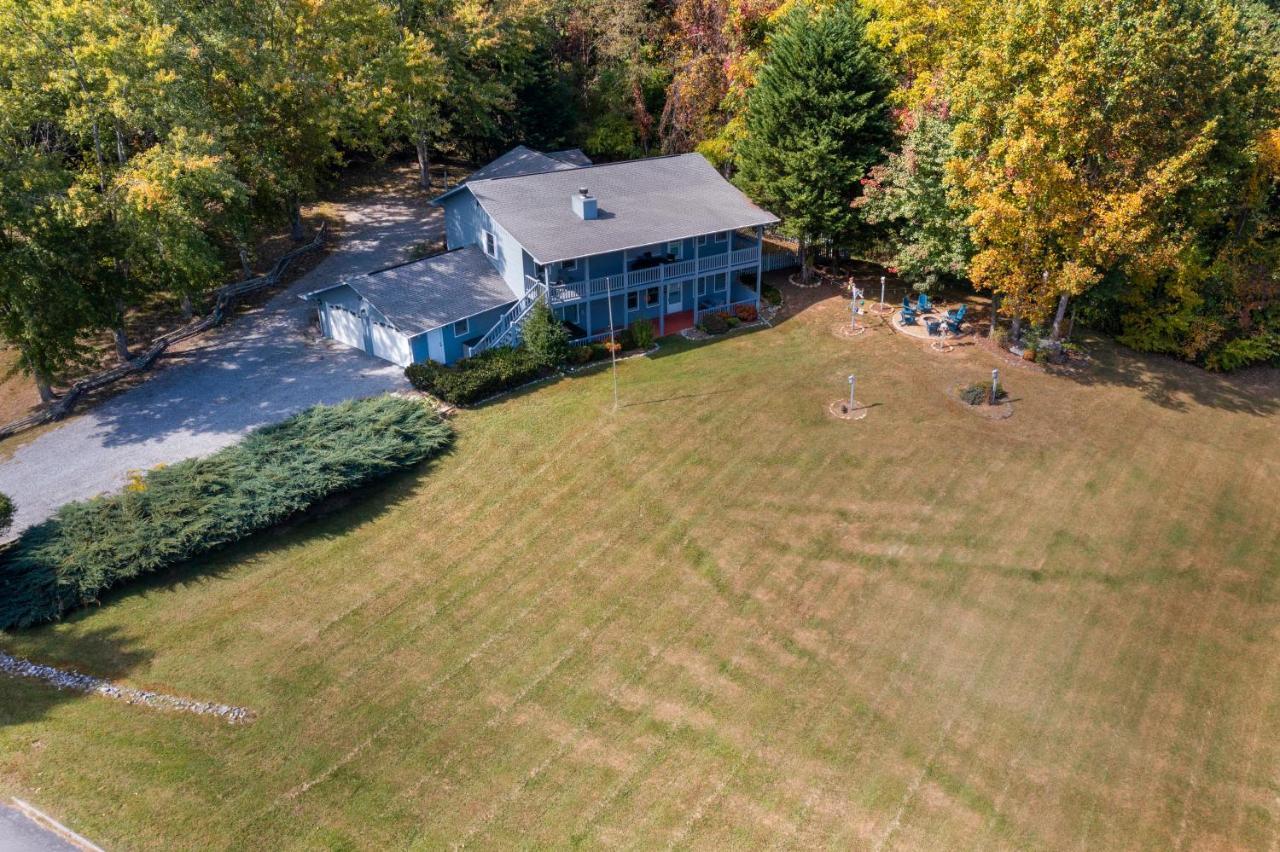 Ole Smoky Bnb - Game Room, Hot Tub, Mtn Views! Pigeon Forge Exterior photo