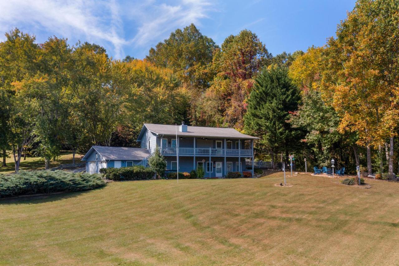 Ole Smoky Bnb - Game Room, Hot Tub, Mtn Views! Pigeon Forge Exterior photo